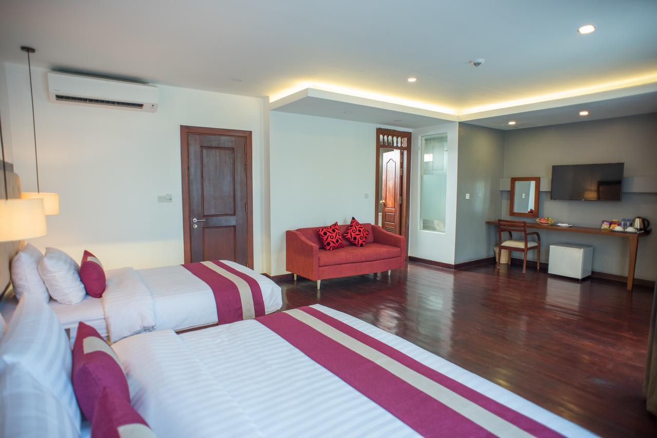 Naga Gate Boutique Hotel Siem Reap Luaran gambar